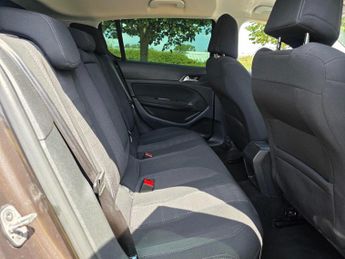 Peugeot 308 1.2 PureTech Allure EAT Euro 6 (s/s) 5dr