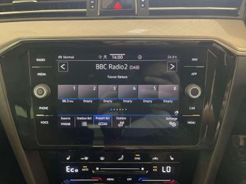 Volkswagen Passat 1.4 TSI 13kWh GTE Saloon 4dr Petrol Plug-in Hybrid DSG Euro 6 (s