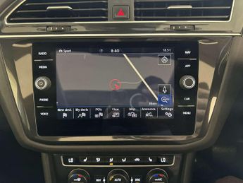 Volkswagen Tiguan Allspace 2.0 TDI SEL SUV 5dr Diesel DSG 4Motion Euro 6 (s/s) (190 ps)