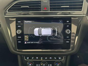 Volkswagen Tiguan Allspace 2.0 TDI SEL SUV 5dr Diesel DSG 4Motion Euro 6 (s/s) (190 ps)