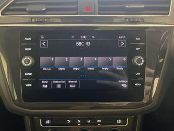 Volkswagen Tiguan 1.5 TSI EVO Match SUV 5dr Petrol DSG Euro 6 (s/s) (150 ps)