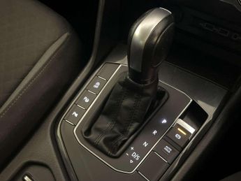 Volkswagen Tiguan 1.5 TSI EVO Match SUV 5dr Petrol DSG Euro 6 (s/s) (150 ps)