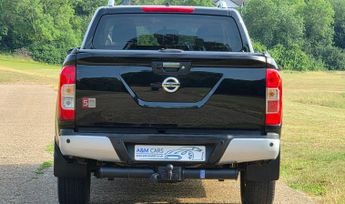 Nissan Navara 2.3 dCi Tekna Auto 4WD Euro 6 4dr