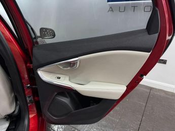 Volvo V40 2.0 D3 Inscription Auto Euro 6 (s/s) 5dr