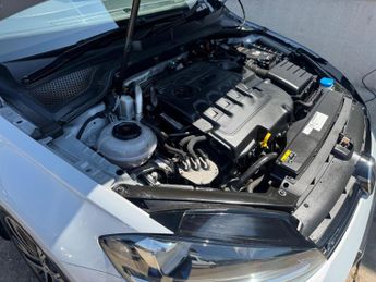 Volkswagen Golf 2.0 TDI R-Line DSG Euro 6 (s/s) 5dr