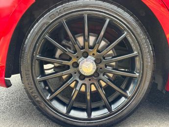 Mercedes-Benz A Class 2.1 A200d AMG Line (Premium) 7G-DCT Euro 6 (s/s) 5dr