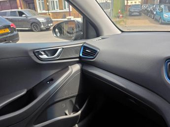 Hyundai IONIQ 1.6 h-GDi Premium DCT Euro 6 (s/s) 5dr