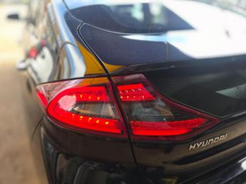 Hyundai IONIQ 1.6 h-GDi Premium DCT Euro 6 (s/s) 5dr