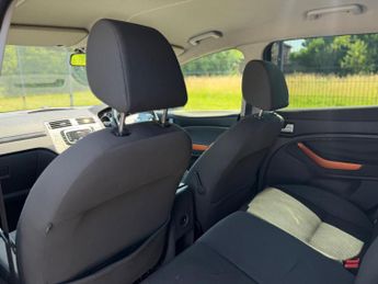 Ford Kuga 2.0 TDCi Zetec 2WD Euro 4 5dr