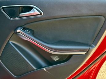 Mercedes-Benz CLA 1.6 CLA180 AMG Sport Coupe 7G-DCT Euro 6 (s/s) 4dr