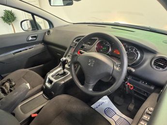 Peugeot 5008 2.0 HDi Active Auto Euro 5 5dr