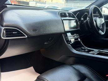 Jaguar XE 2.0d R-Sport Auto Euro 6 (s/s) 4dr