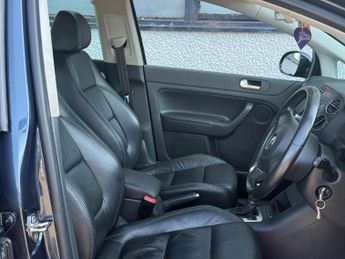 Volkswagen Golf Plus 2.0 TDI SE DSG Euro 5 5dr