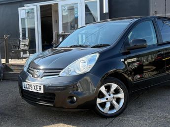 Nissan Note 1.6 16V Tekna Auto Euro 4 5dr