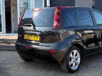 Nissan Note 1.6 16V Tekna Auto Euro 4 5dr