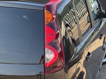 Nissan Note 1.6 16V Tekna Auto Euro 4 5dr