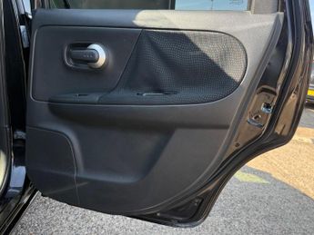 Nissan Note 1.6 16V Tekna Auto Euro 4 5dr