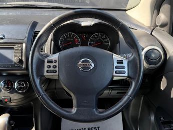 Nissan Note 1.6 16V Tekna Auto Euro 4 5dr