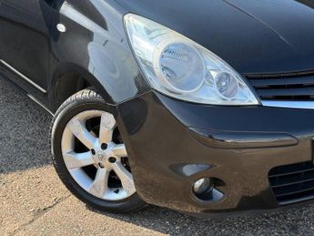 Nissan Note 1.6 16V Tekna Auto Euro 4 5dr