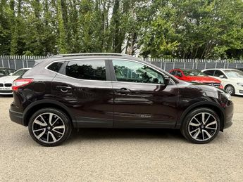 Nissan Qashqai 1.2 DIG-T Tekna XTRON 2WD Euro 6 (s/s) 5dr