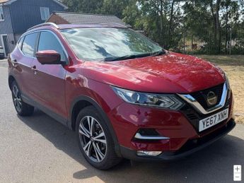 Nissan Qashqai 1.2 DIG-T N-Connecta XTRON Euro 6 (s/s) 5dr