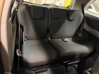 Toyota Yaris 1.33 Dual VVT-i T Spirit Euro 5 (s/s) 3dr