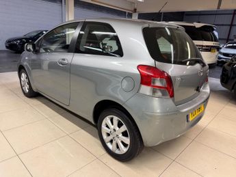 Toyota Yaris 1.33 Dual VVT-i T Spirit Euro 5 (s/s) 3dr