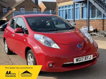 Nissan Leaf 30kWh Acenta Auto 5dr