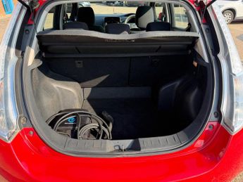 Nissan Leaf 30kWh Acenta Auto 5dr