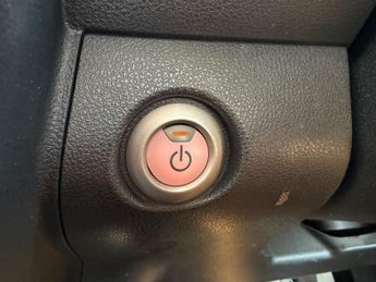 Nissan Leaf 30kWh Acenta Auto 5dr