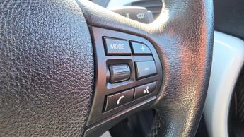 BMW 1 Series 2.0 118d SE Auto Euro 5 (s/s) 5dr