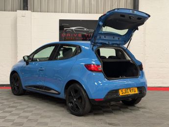 Renault Clio 1.2 16V Dynamique MediaNav Euro 5 5dr