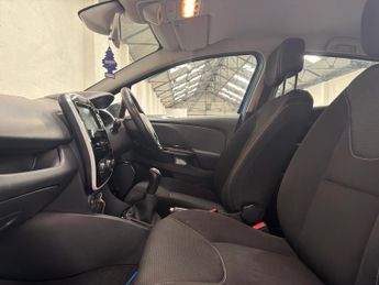 Renault Clio 1.2 16V Dynamique MediaNav Euro 5 5dr