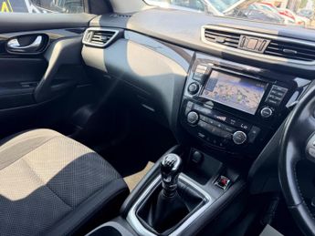 Nissan Qashqai 1.2 DIG-T N-Connecta 2WD Euro 6 (s/s) 5dr