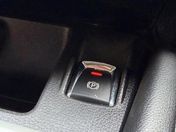 Nissan Qashqai 1.5 dCi N-Connecta 2WD Euro 6 (s/s) 5dr