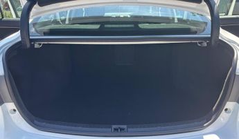 Toyota Avensis 2.0 D-4D Icon Euro 5 4dr