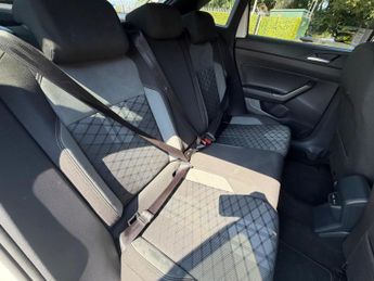 Volkswagen Taigo 1.0 TSI R-Line DSG Euro 6 (s/s) 5dr