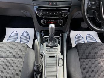 Peugeot 508 2.0 HDi Active Auto Euro 5 4dr