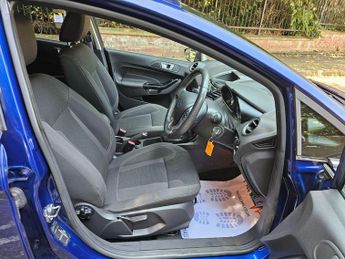 Ford Fiesta 1.0T EcoBoost Titanium Hatchback 5dr Petrol Powershift Euro 6 (1