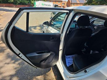 Hyundai i10 1.2 SE Hatchback 5dr Petrol Auto Euro 6 (87 ps)