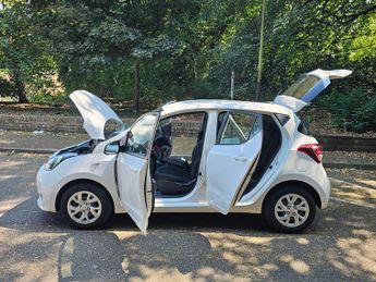 Hyundai i10 1.2 SE Hatchback 5dr Petrol Auto Euro 6 (87 ps)