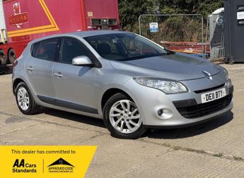 Renault Megane 1.6 16V Dynamique TomTom Euro 5 5dr