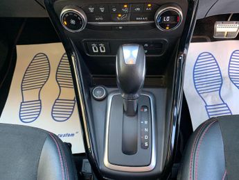 Ford EcoSport 1.0T EcoBoost ST-Line Auto Euro 6 (s/s) 5dr