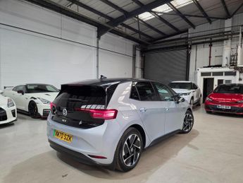 Volkswagen ID.3 Pro Performance 58kWh Business Auto 5dr