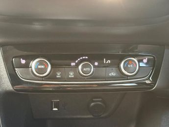Vauxhall Corsa Electric 50kWh Elite Nav Auto 5dr (7.4Kw Charger)