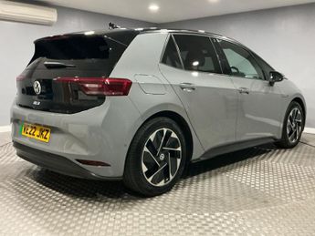 Volkswagen ID.3 Pro Performance 58kWh Family Auto 5dr