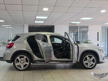 Mercedes-Benz GLA 2.0 GLA250 AMG Line (Executive) 7G-DCT 4MATIC Euro 6 (s/s) 5dr