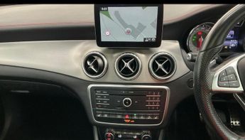 Mercedes-Benz GLA 2.0 GLA250 AMG Line 7G-DCT 4MATIC Euro 6 (s/s) 5dr