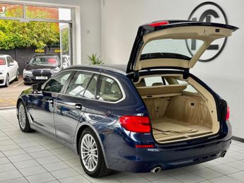 BMW 5 Series 3.0 530d SE Touring Auto xDrive Euro 6 (s/s) 5dr
