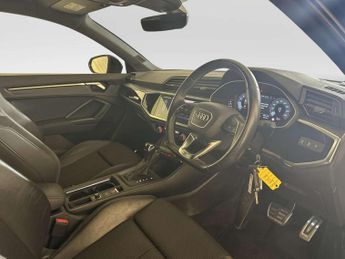 Audi Q3 1.5 TFSI CoD 35 Black Edition Sportback 5dr Petrol S Tronic Euro